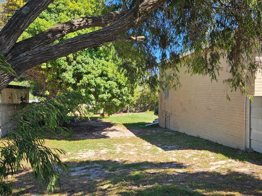 4 Bedroom Property for Sale in Pearly Beach Western Cape